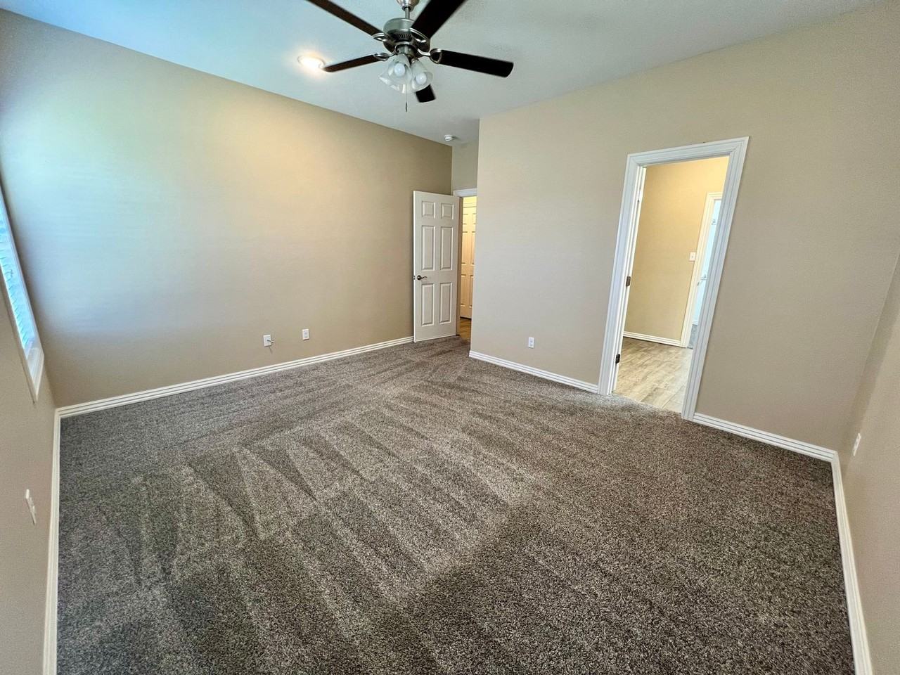 6709 Maribette Rd - Photo 7 of 20