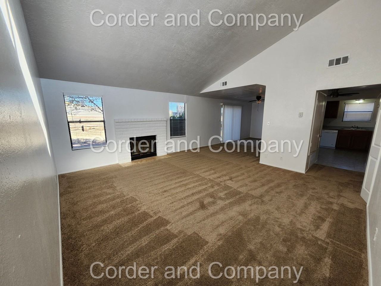 2261 Green Lake Rd Ne - Photo 2 of 31