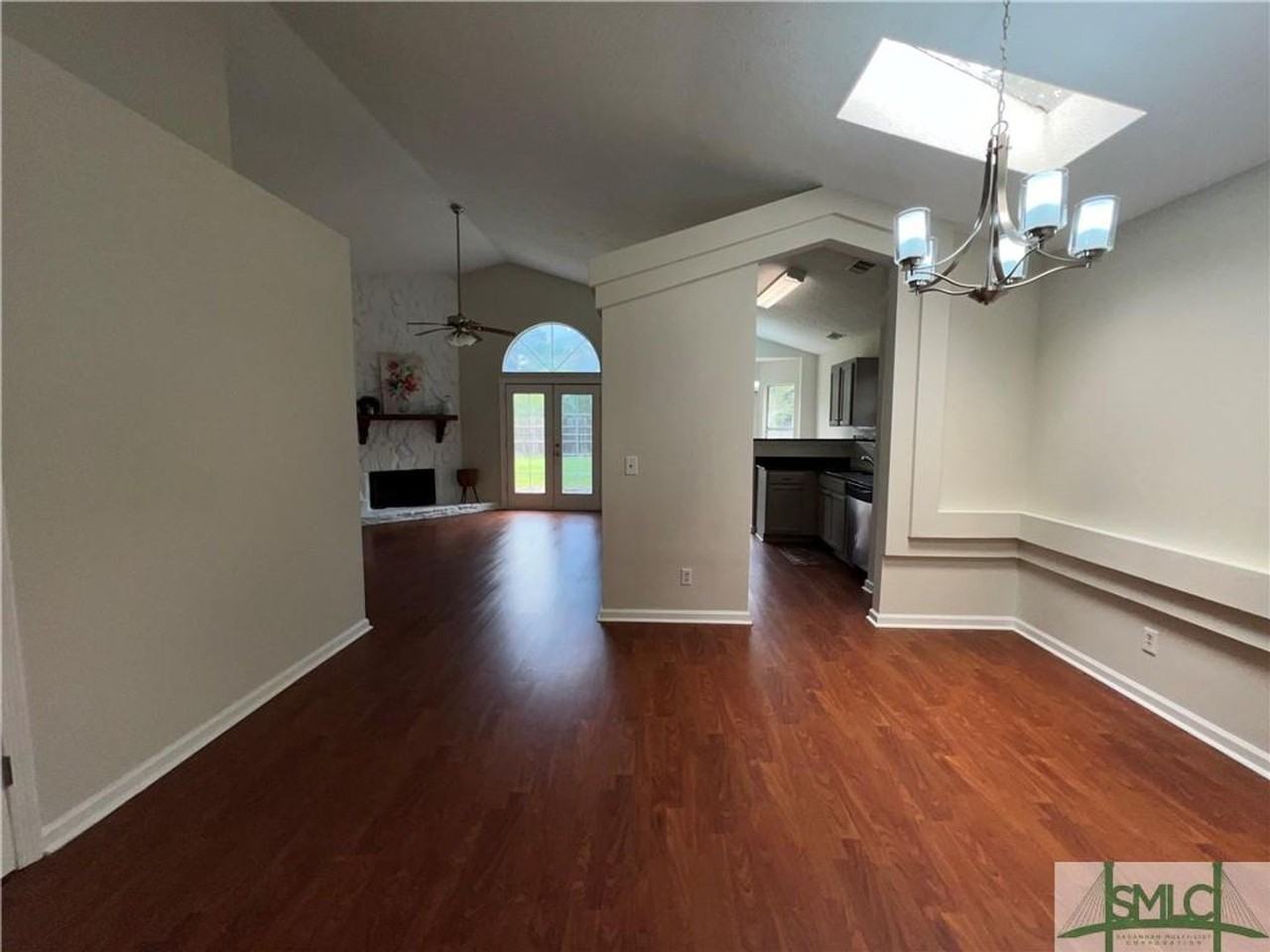 94 Woodcock Dr - Photo 3 of 28