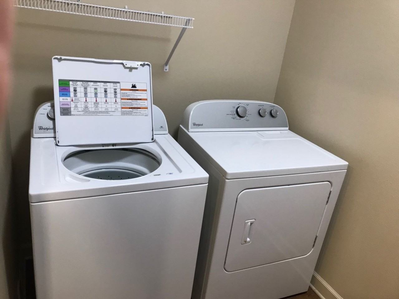 2715 Bobcat Dr - Photo 7 of 16