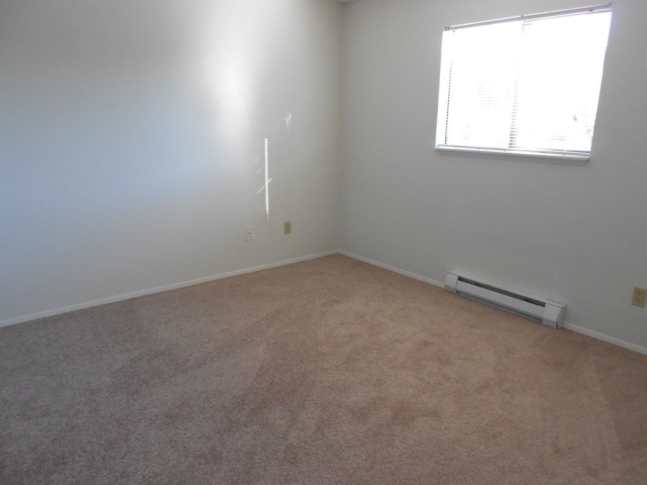 Southridge Apartments - 355 - Photo 7 of 11