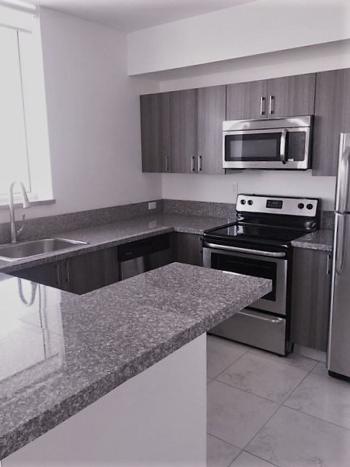 Ponce Entrance - Photo 7 of 36