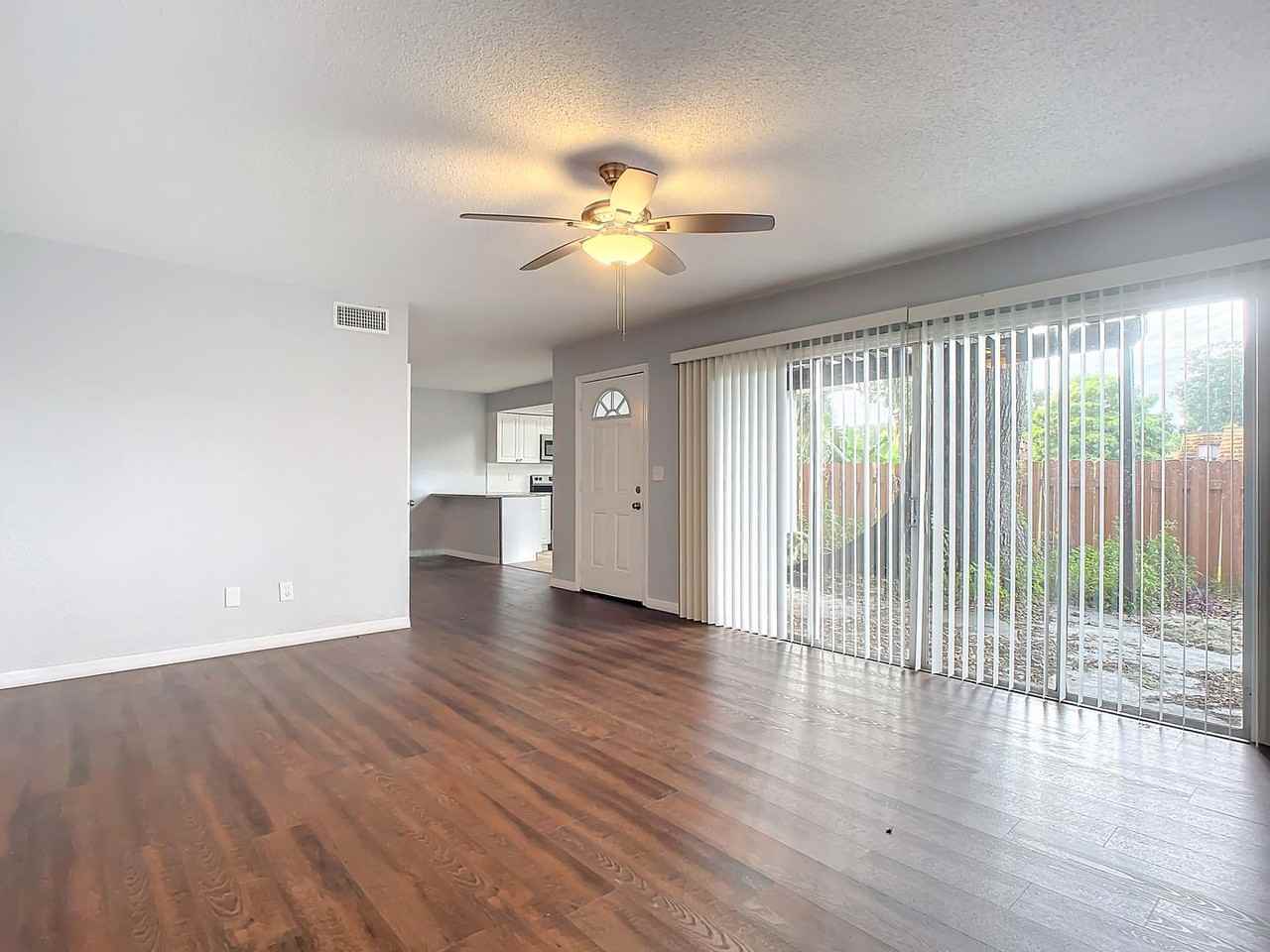 164 Sweetgum Ln - Photo 5 of 40