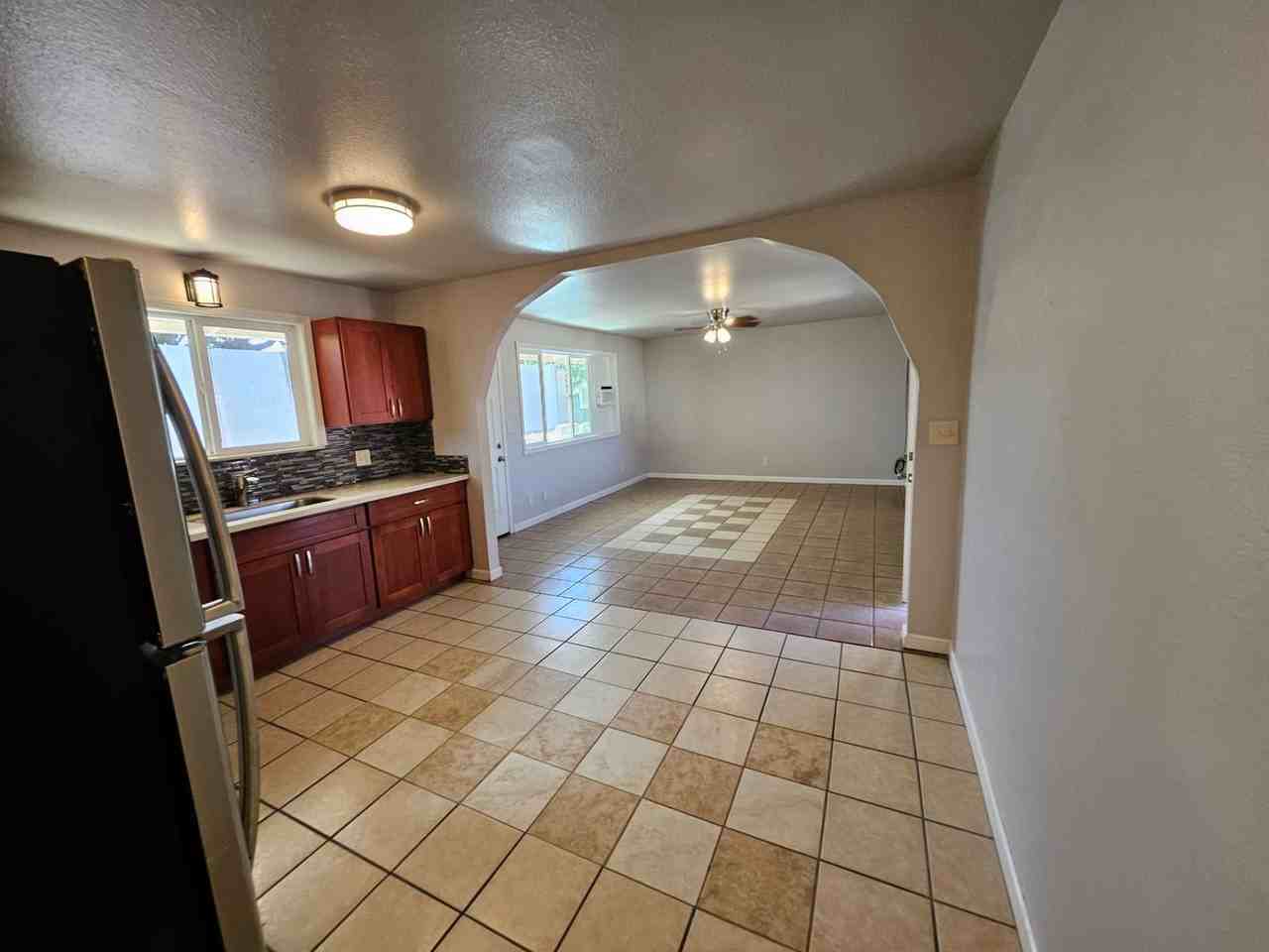 190 Eleu Pl #C - Photo 6 of 23