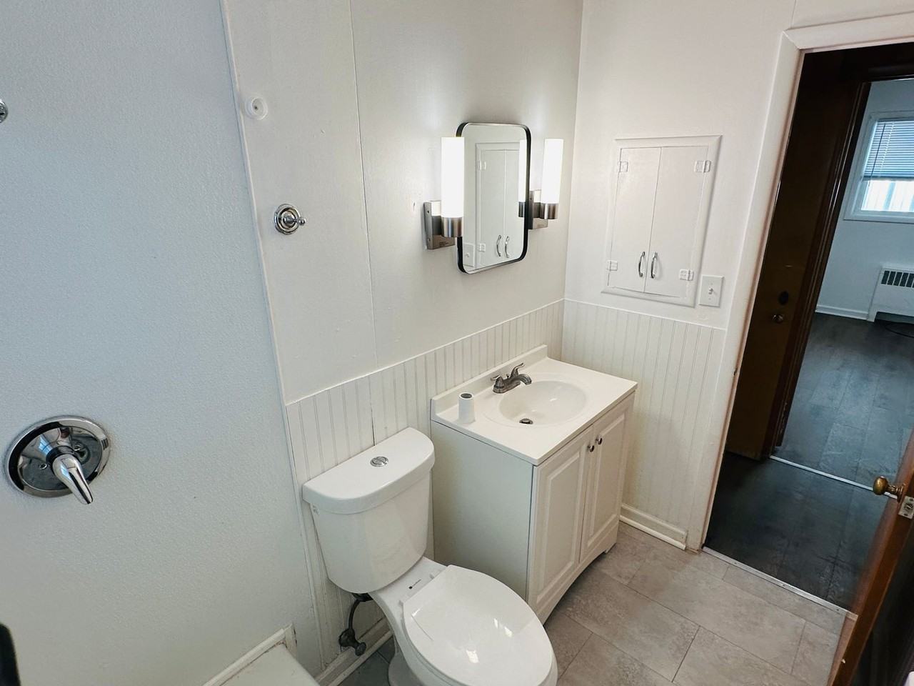 711 E Main St #11 - Photo 5 of 14