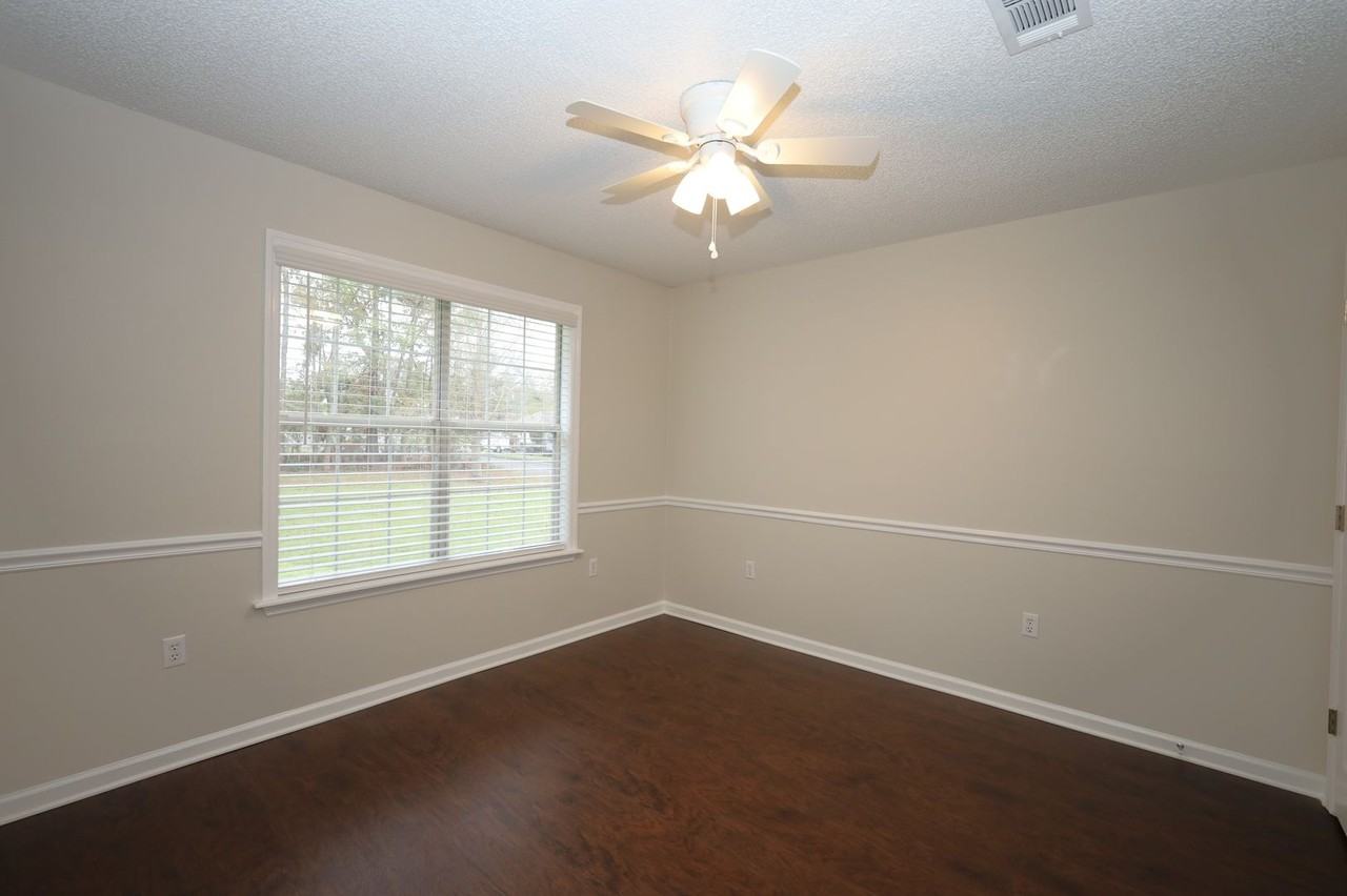 4007 Foxridge Ln - Photo 5 of 11