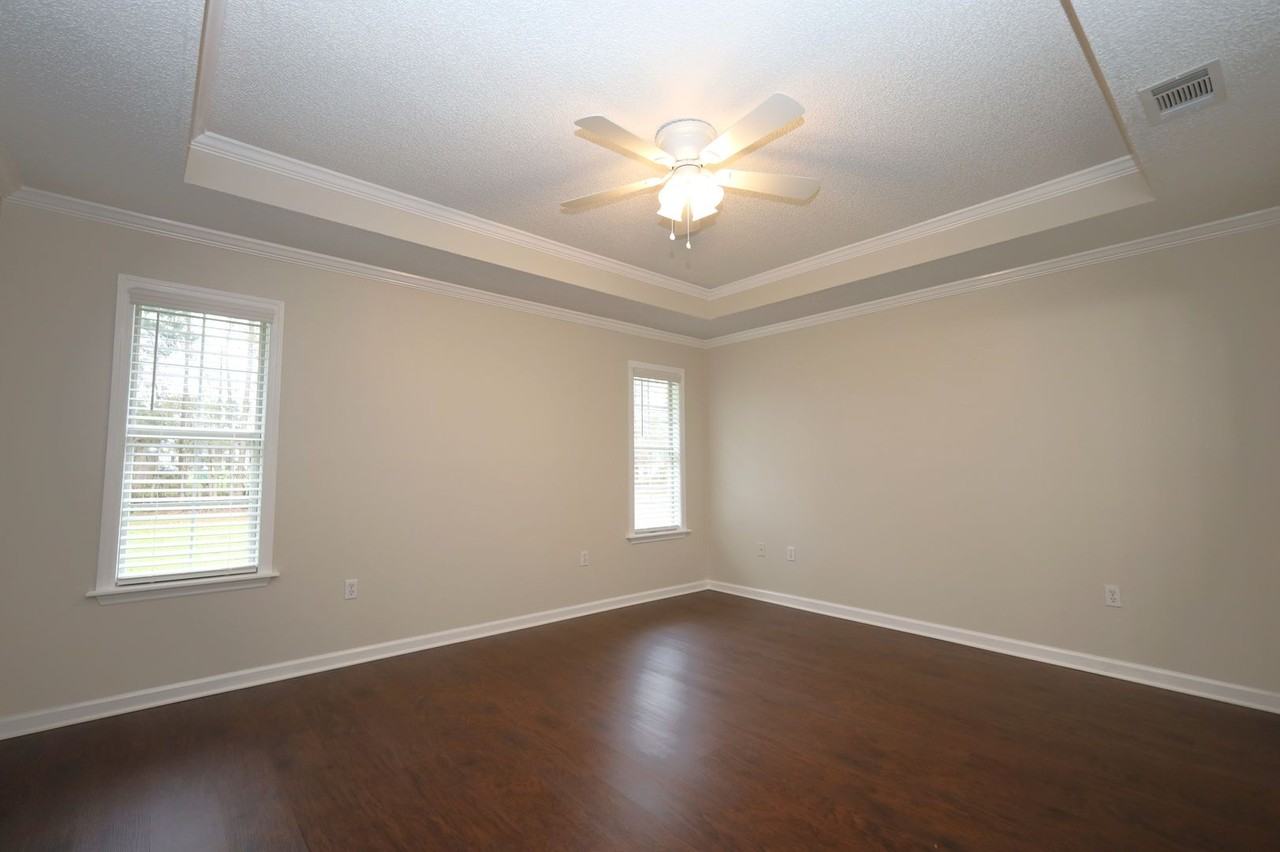 4007 Foxridge Ln - Photo 6 of 11