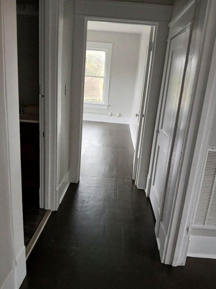 127 Herndon St - Photo 2 of 8