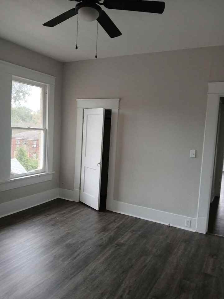 127 Herndon St - Photo 3 of 8