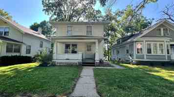 featured image of 529 S Lucas St