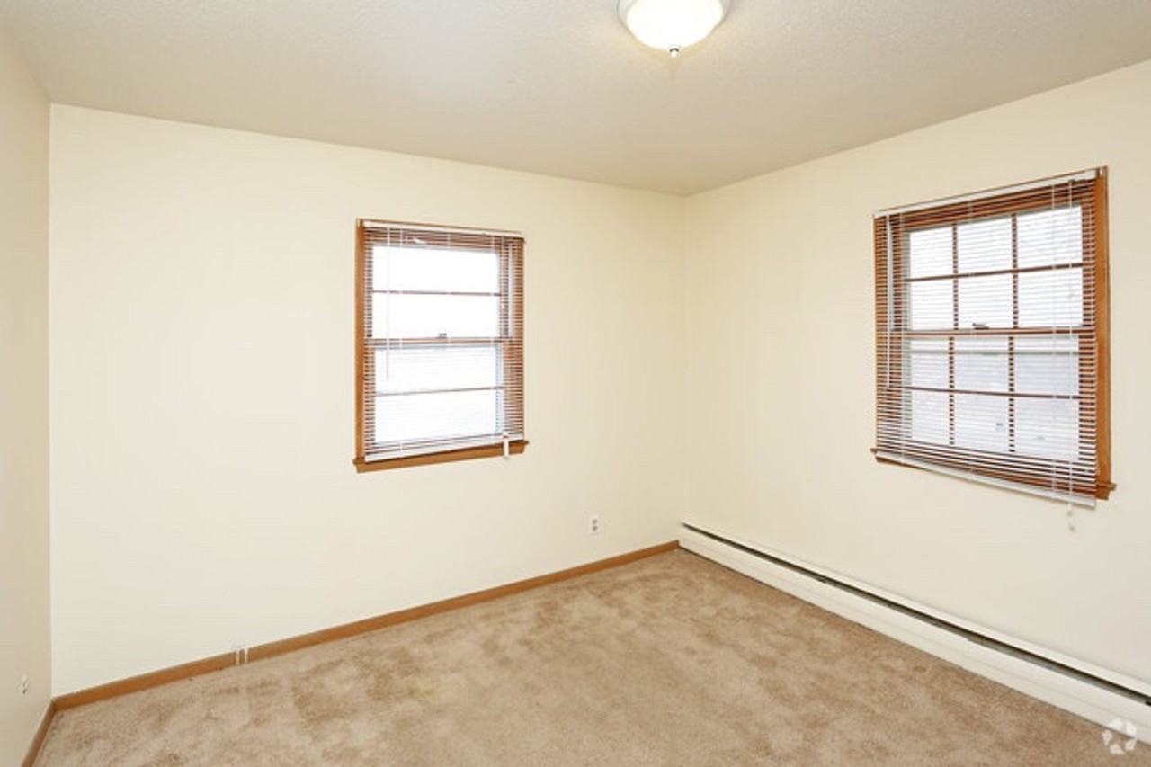 Ashworth Apartments - Photo 6 of 23