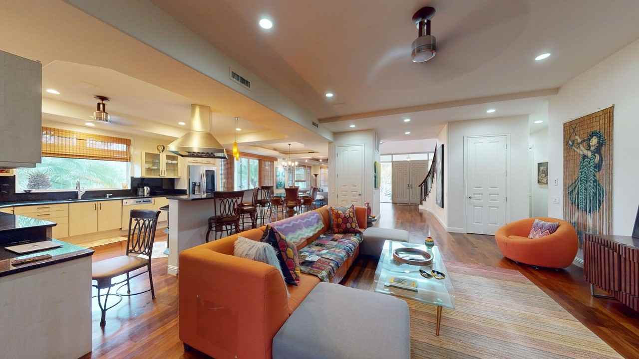 4938 Kahala Ave - Photo 5 of 11
