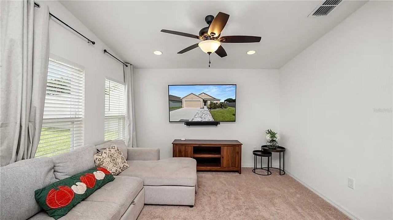 6094 Eagle Pointe Dr - Photo 6 of 14