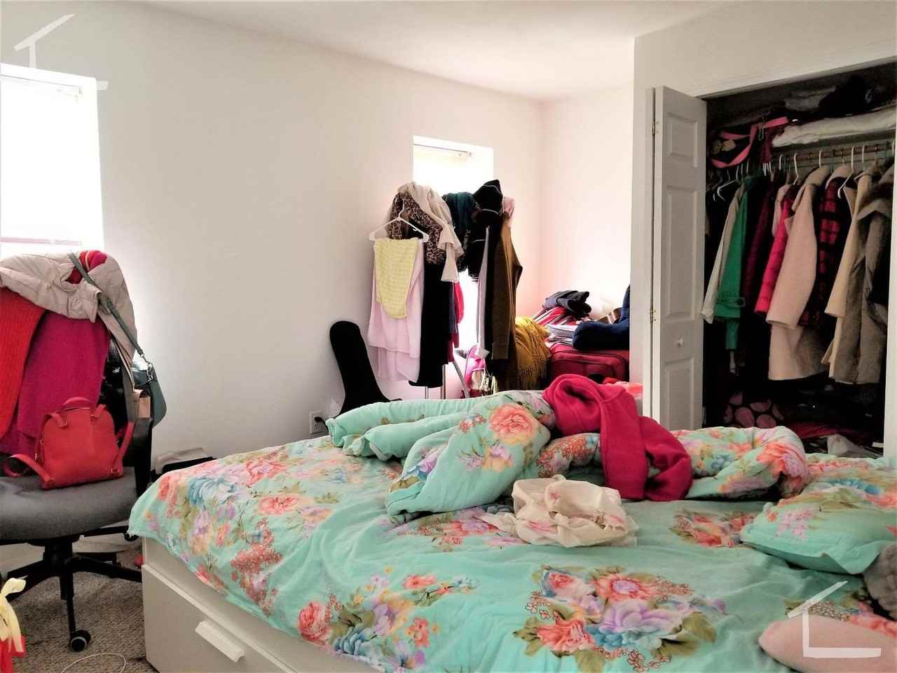 22 Saint Cyprians Pl - Photo 2 of 6