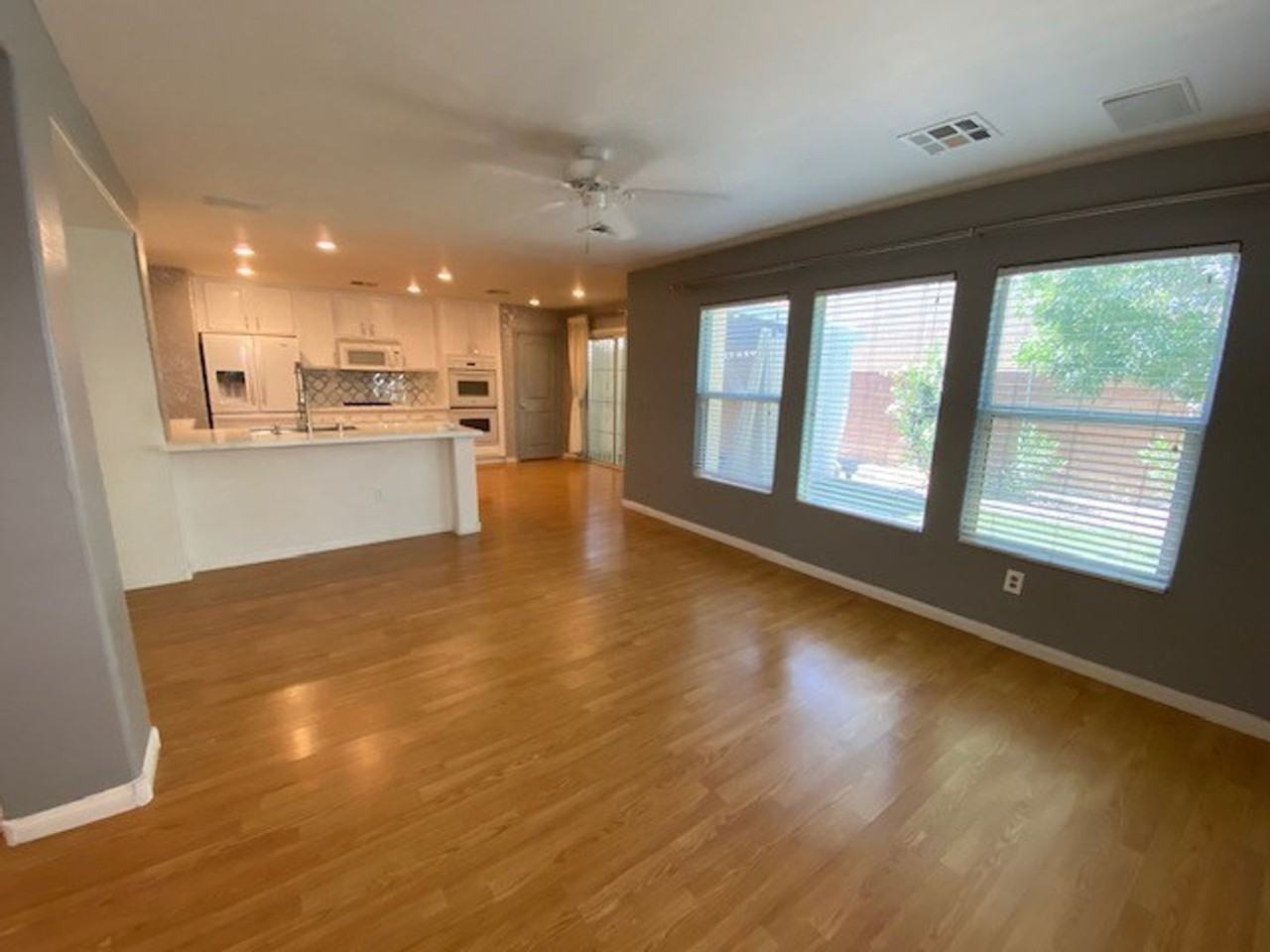 321 Copper Pine Ave - Photo 6 of 26