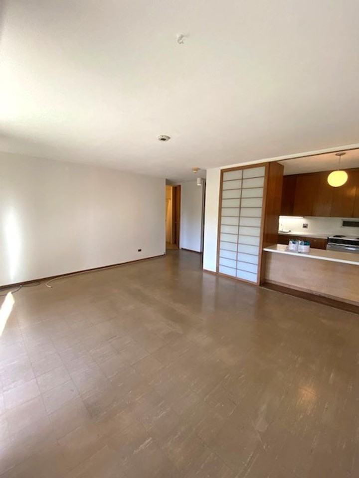 544 Queen Emma Gardens- King Tower 544 - Photo 2 of 7