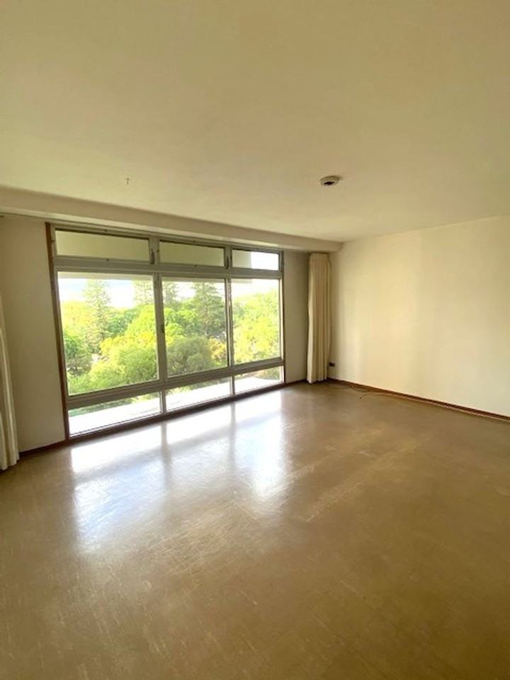 544 Queen Emma Gardens- King Tower 544 - Photo 4 of 7