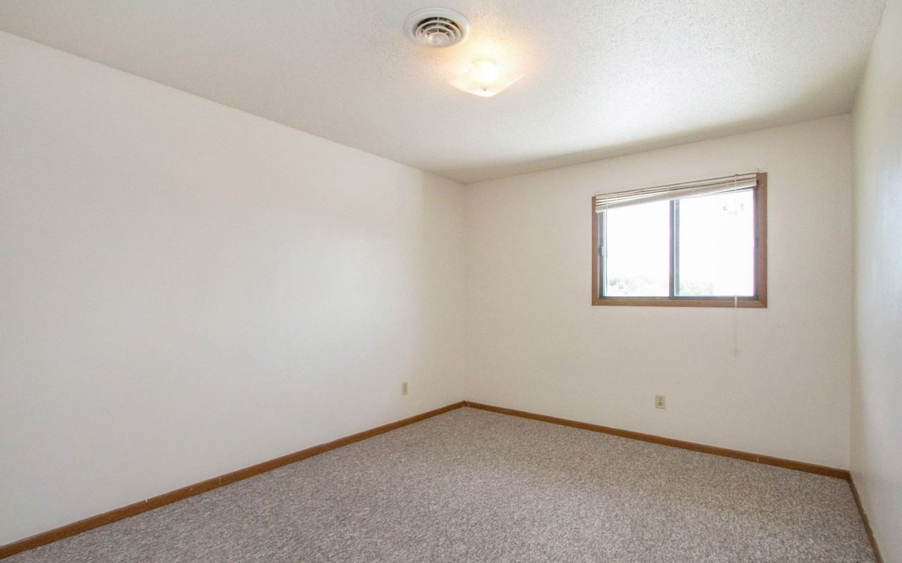 James Place - Photo 5 of 27