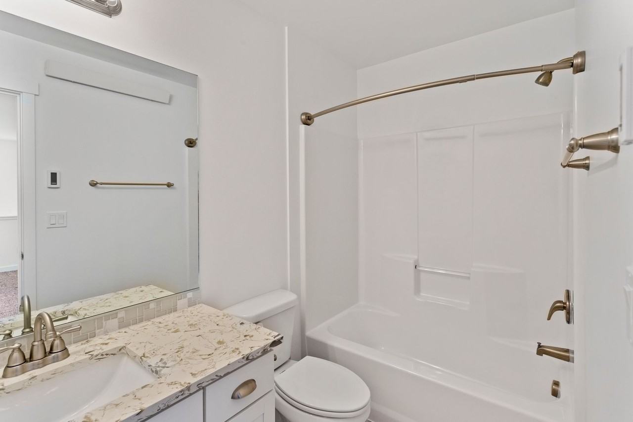 1573 Nw 5th Ave - Photo 6 of 13