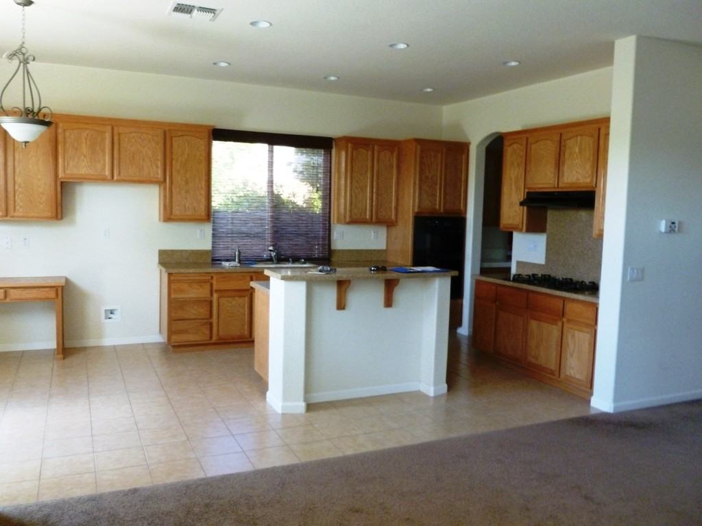 2065 Sebastian Way - Photo 3 of 8