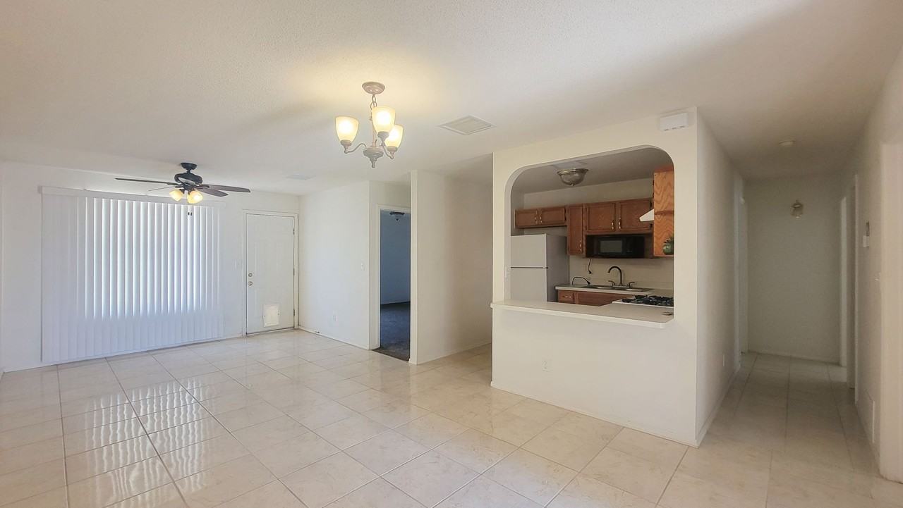 10449 Valle Suave Dr - Photo 7 of 12