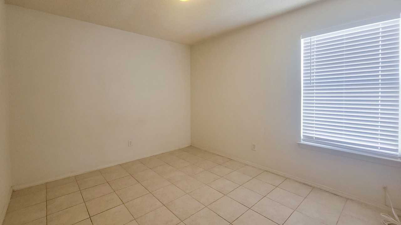 10449 Valle Suave Dr - Photo 5 of 12