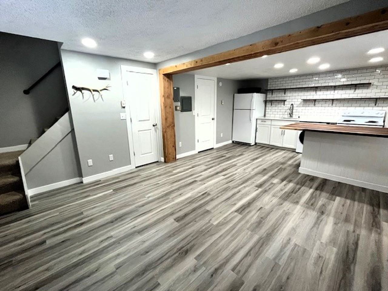 80443 Creekside Condominiums #20C - Photo 6 of 26
