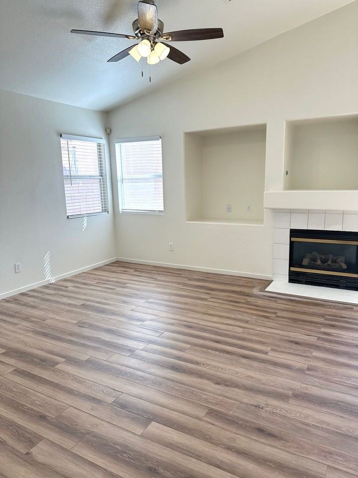 7578 Costanoa St - Photo 4 of 20