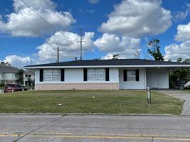 featured image of 1101 Sunset Drive