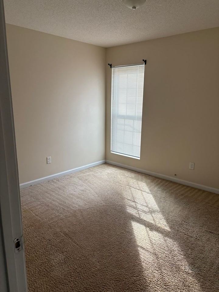 212 Cloud Ln - Photo 6 of 14