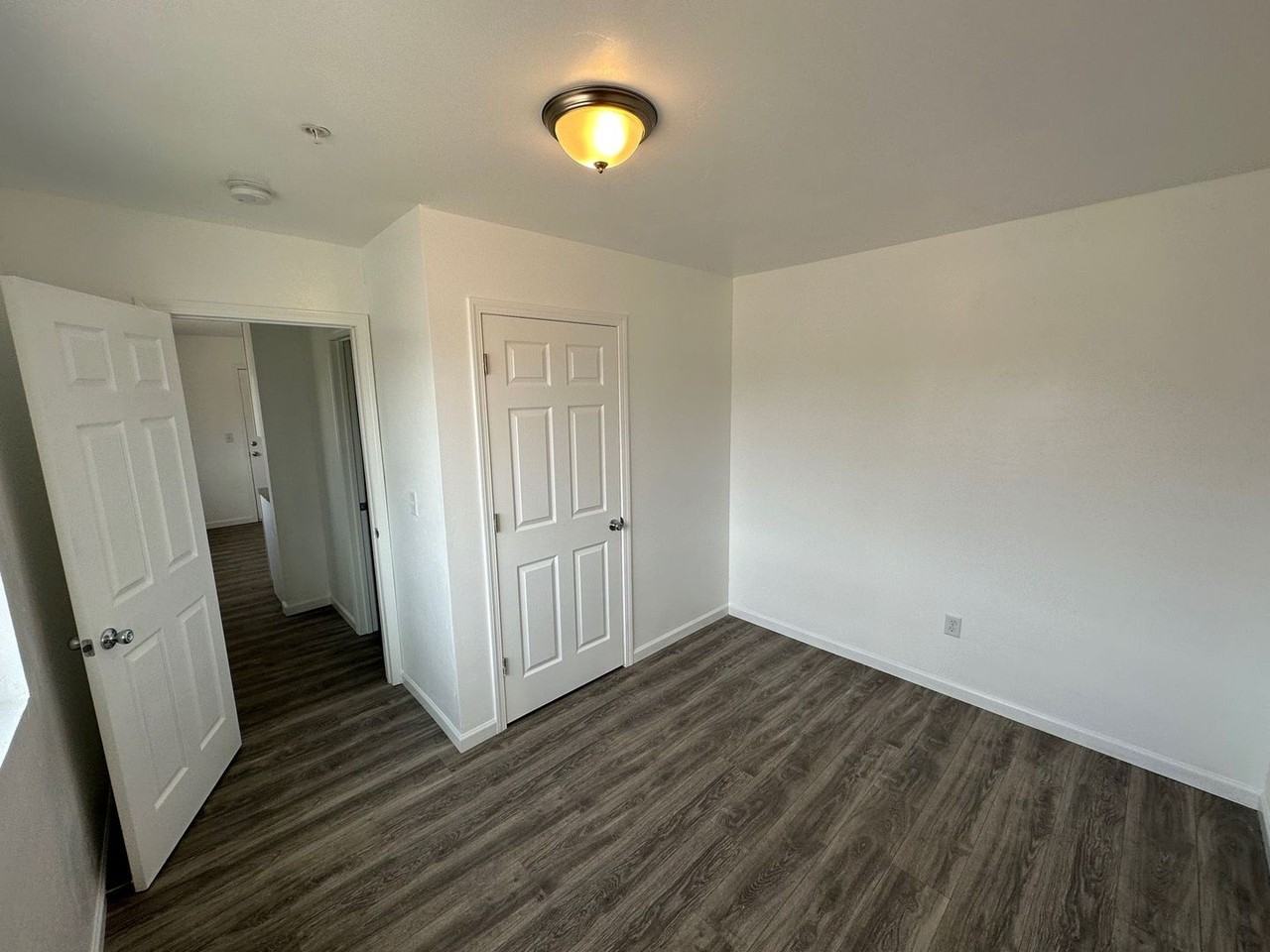 5348 Amberview Ln - Photo 6 of 9
