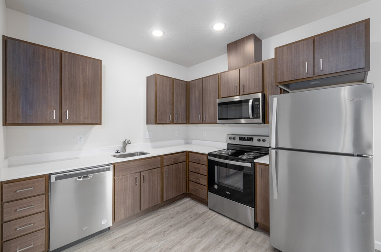 Cherry City Crossing - Photo 5 of 45