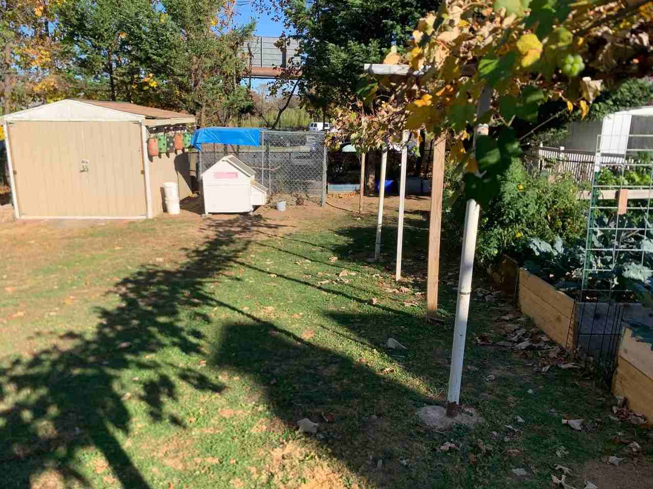 2721 Ironstone Hill Rd - Photo 4 of 17