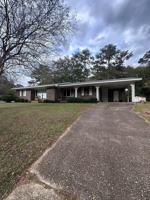 featured image of 101 Pinehurst Dr