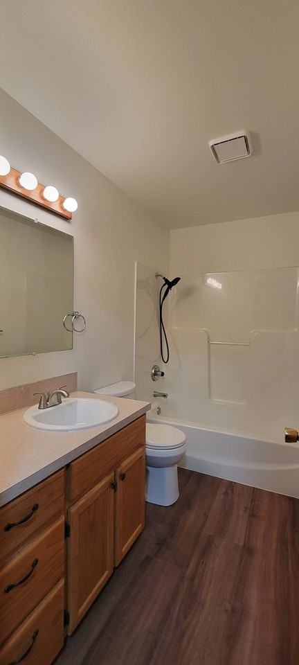 1421 Ne Hoffman Dr - Photo 6 of 8