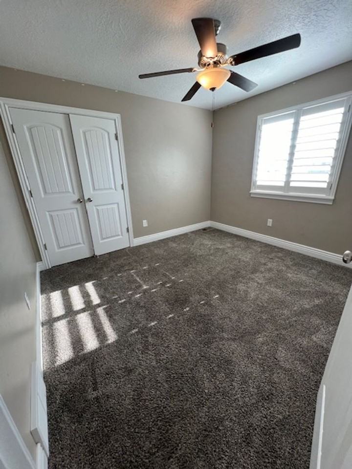 171 S Mustang Ridge Rd - Photo 3 of 17