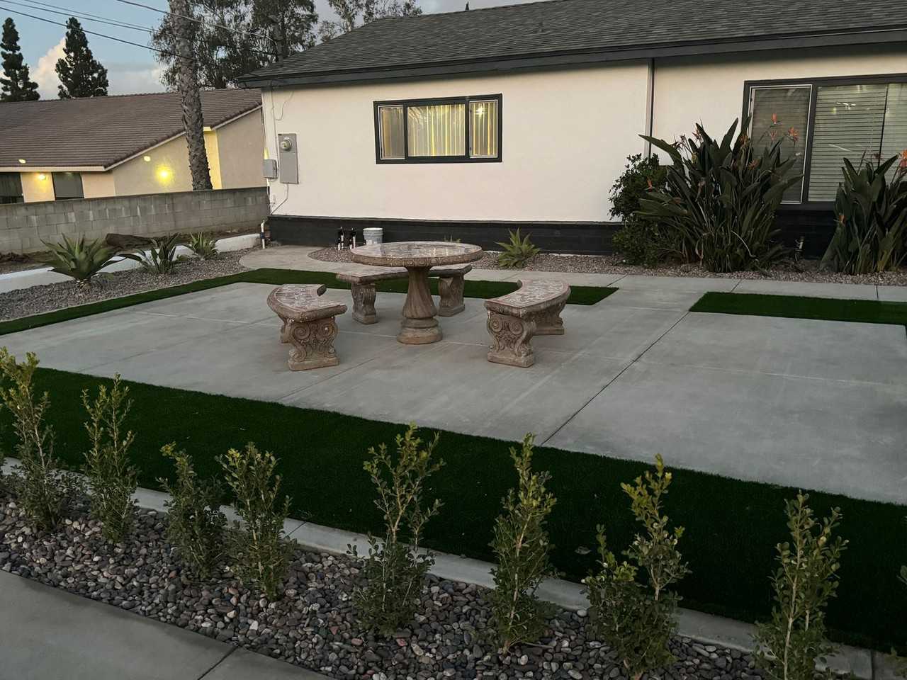 1303 S Orange Ave - Photo 2 of 19