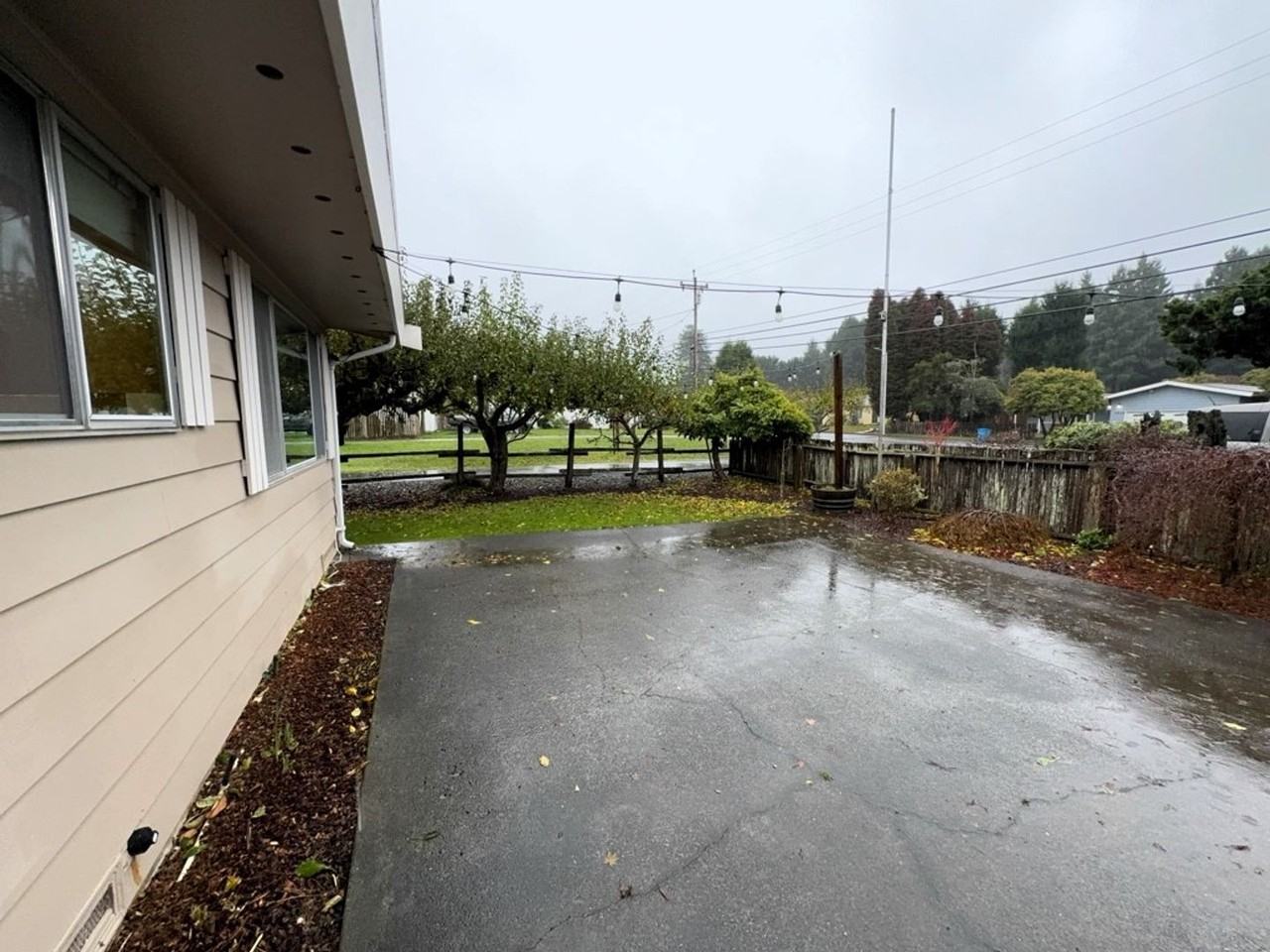 5915 Walnut Dr - Photo 2 of 27