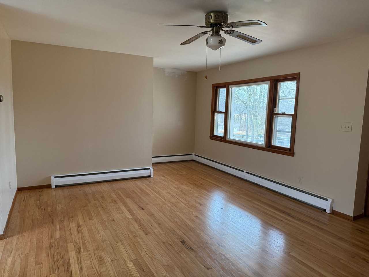 520 Palmyra Bellegrove Rd - Photo 3 of 13