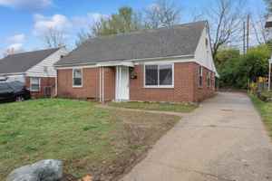 featured image of 844 Alverno Avenue