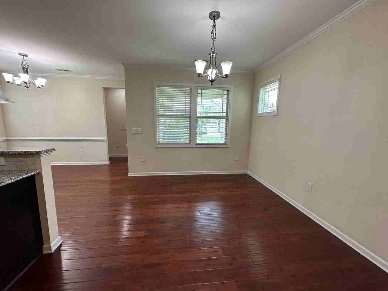 1009 Oatney Ridge Ln - Photo 2 of 30