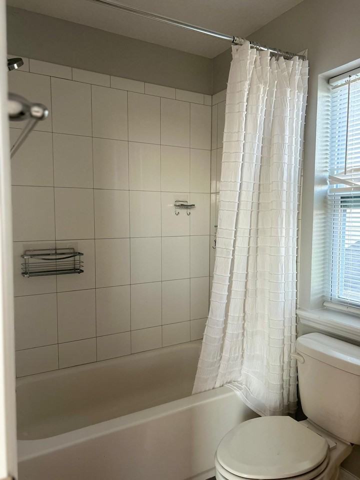 8001 Nemours Pkwy #1 - Photo 6 of 32