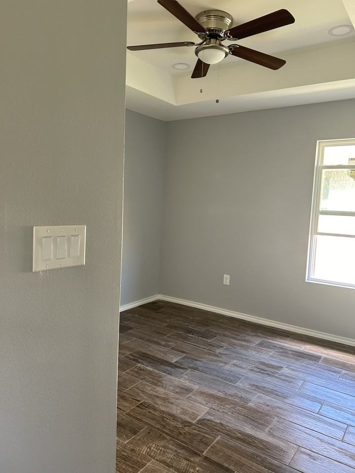 1321 Glasscock Avenue #B - Photo 4 of 9