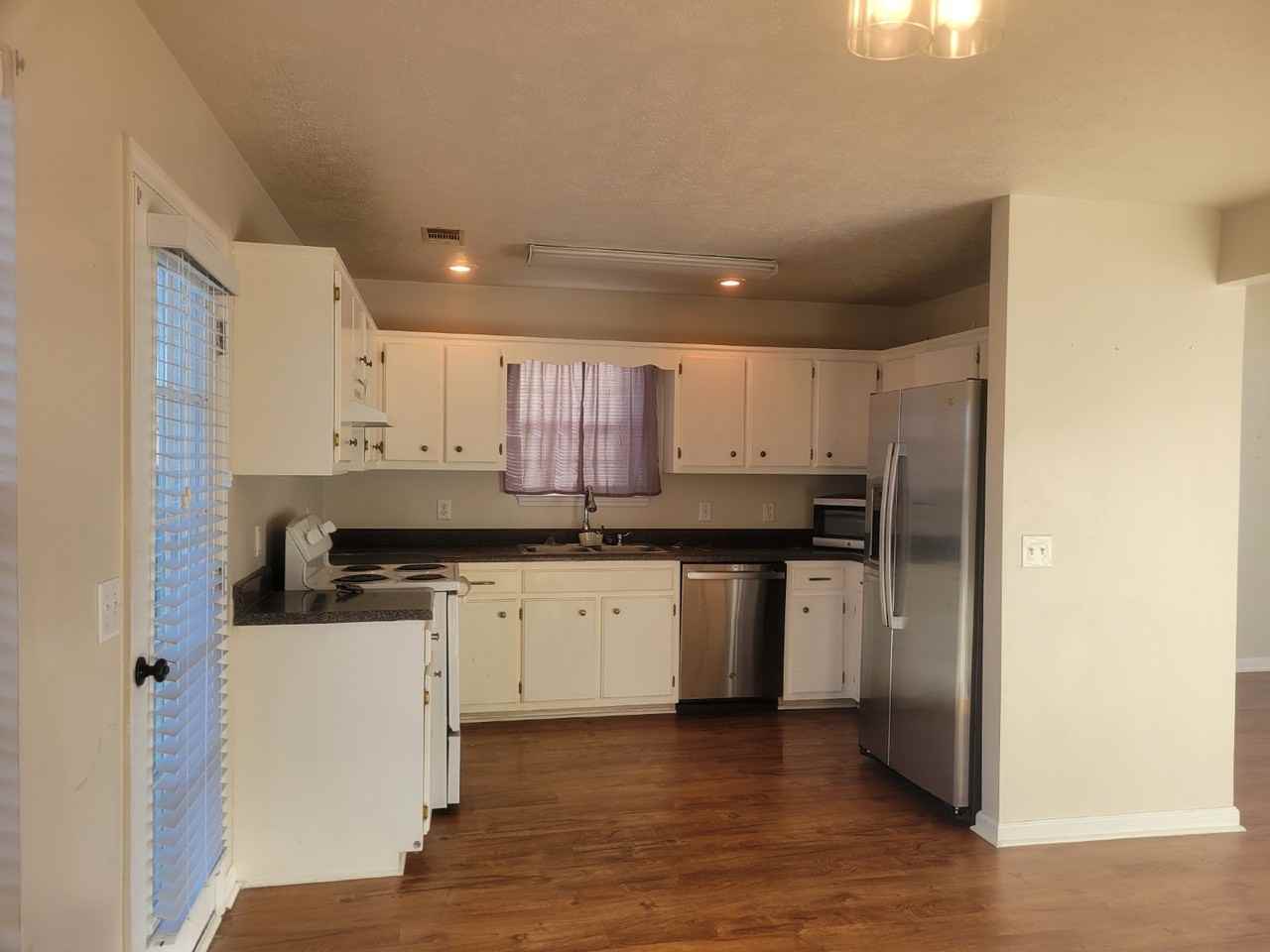 1137 Shawnee Trce - Photo 4 of 18