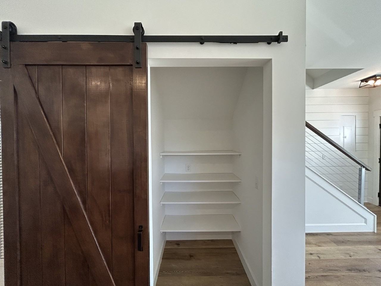 1008 Dansby Dr - Photo 6 of 27