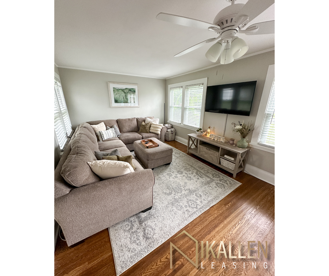 125 Kiniry Dr - Photo 3 of 13