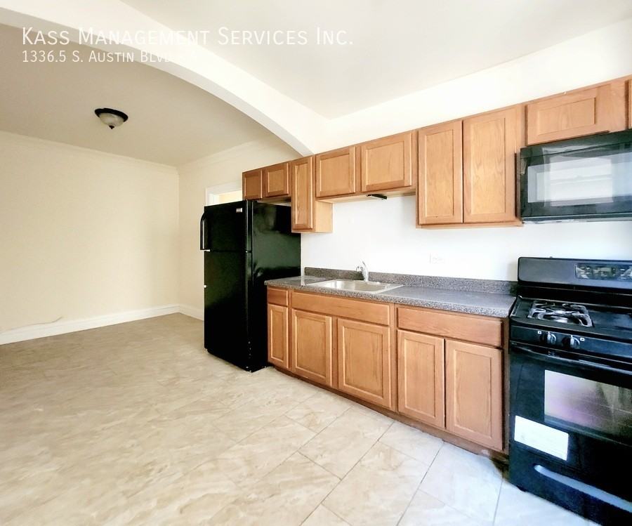 S Austin Blvd #A - Photo 3 of 13