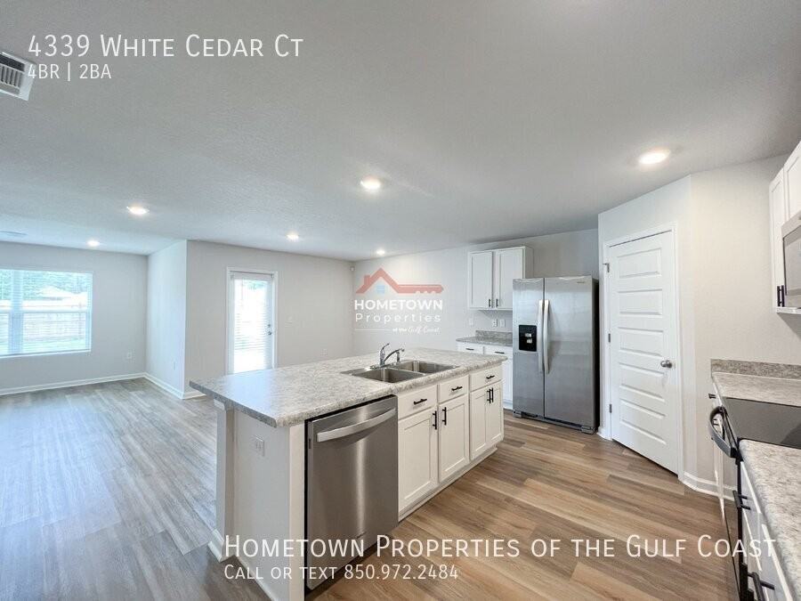 4339 White Cedar Ct - Photo 3 of 30