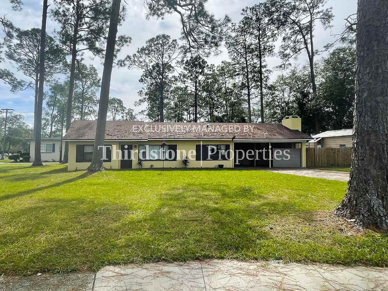 362 E Minnesota Ave - Photo 2 of 32