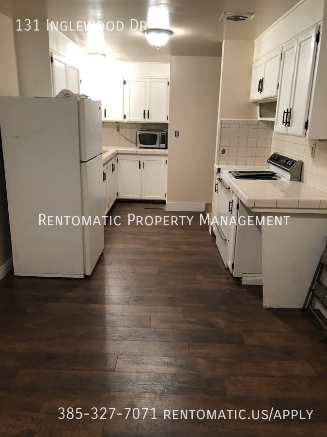 131 Inglewood Dr - Photo 3 of 12